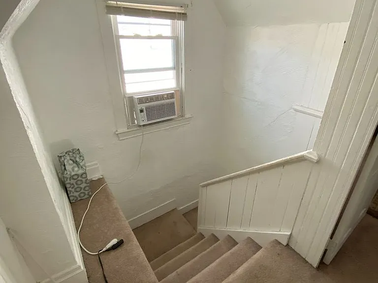 405 Edgemont St — Photo 20