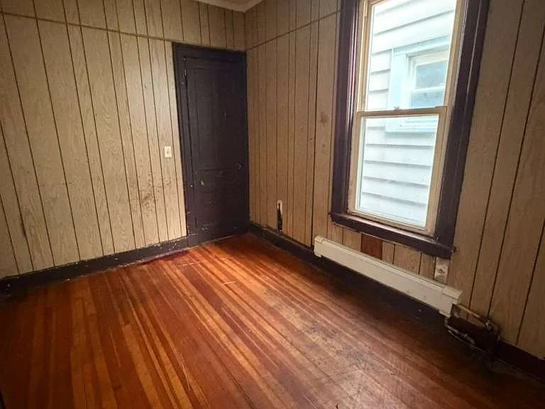 385 Orange St #2 — Photo 8