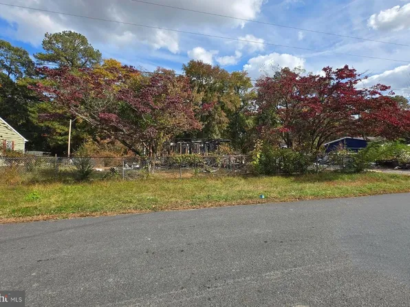 157 Cherry Dr W, Magnolia, DE 19962