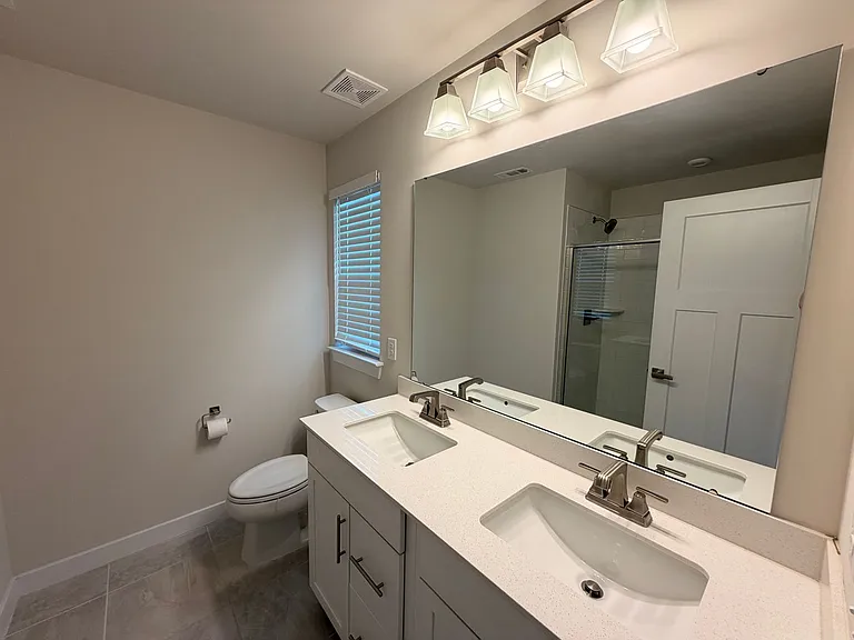 935 Green Valley — Photo 21