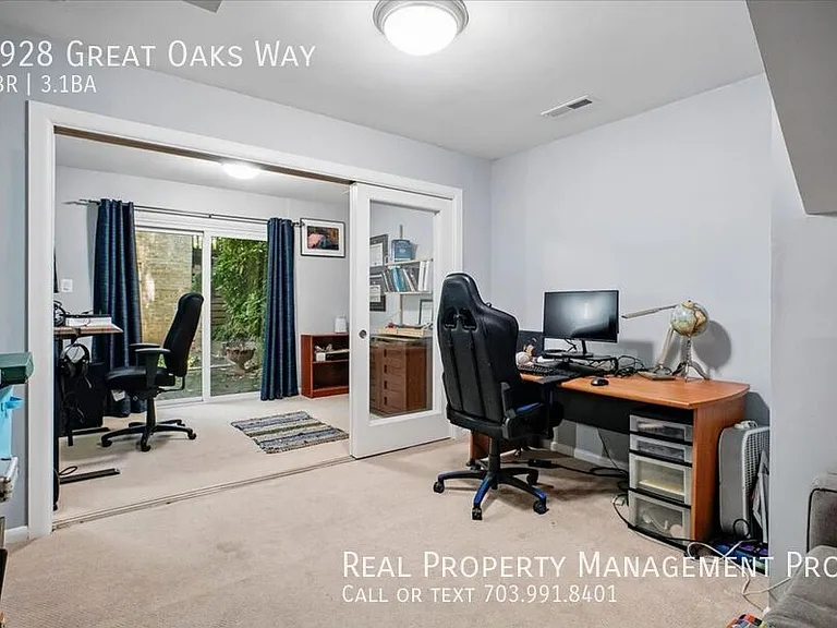 9928 Great Oaks Way — Photo 40