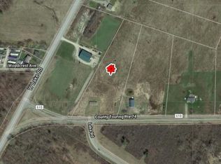 5550 Berry Rd, Fredonia, NY 14063