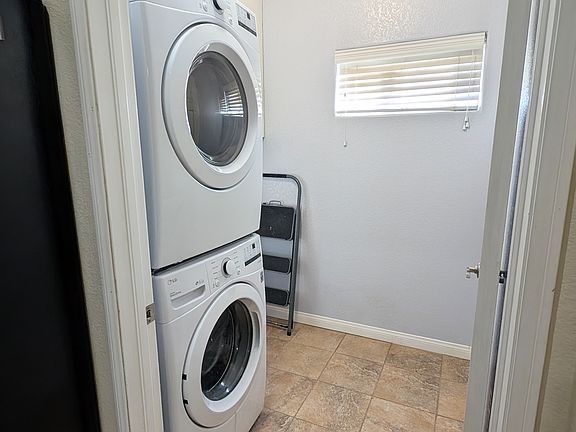 5th image of 24909 Madison Ave Unit 2924