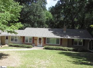 116 Woodview Dr, Laurens, SC 29360