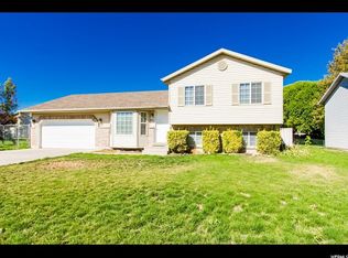 1943 N 2405 W, Clinton, UT 84015