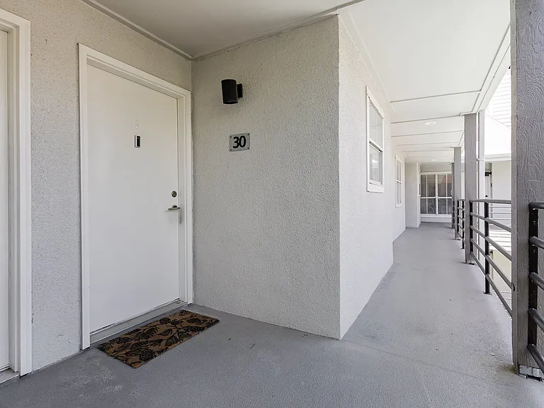 4111 Cole Ave #30 — Photo 2