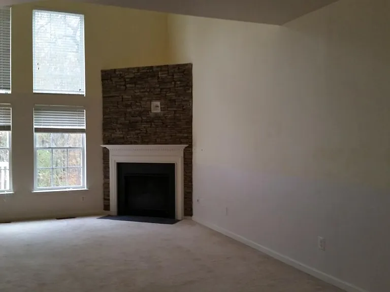 204 Golden Eagle Way — Photo 5