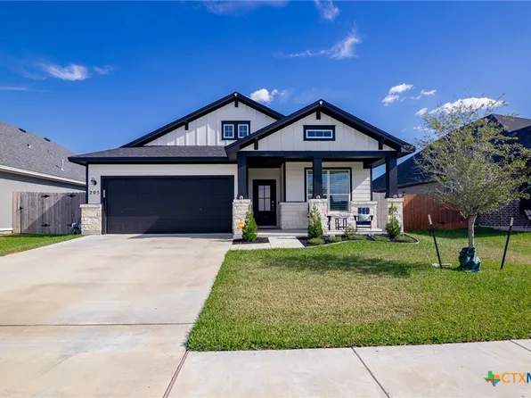 205 Flint Rock Ct, Victoria, TX 77904