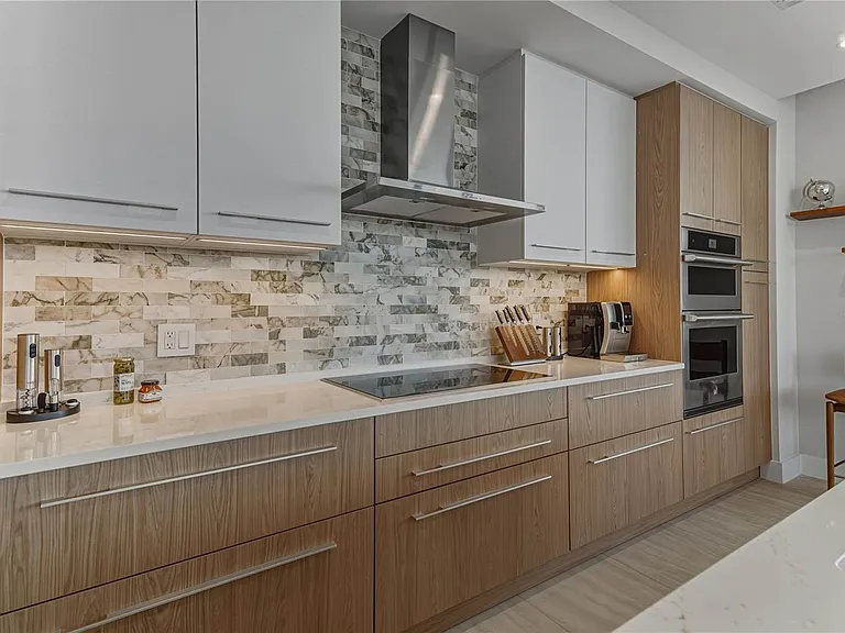 275 1st Ave S #1701 — Photo 47