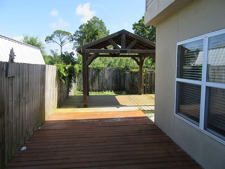 2407 Astrid Ln — Photo 18