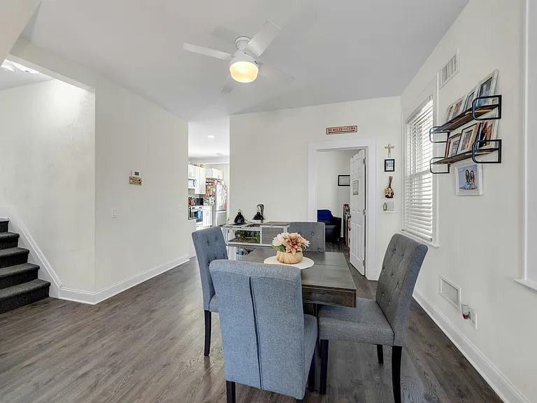 632 Chase Ave #2 — Photo 6