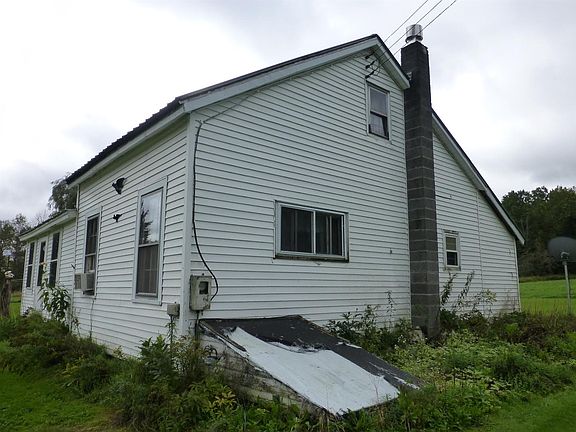 4th image of 415 County Road 41