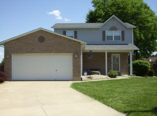 32 Katie Lynn Ct, Glen Carbon, IL 62034