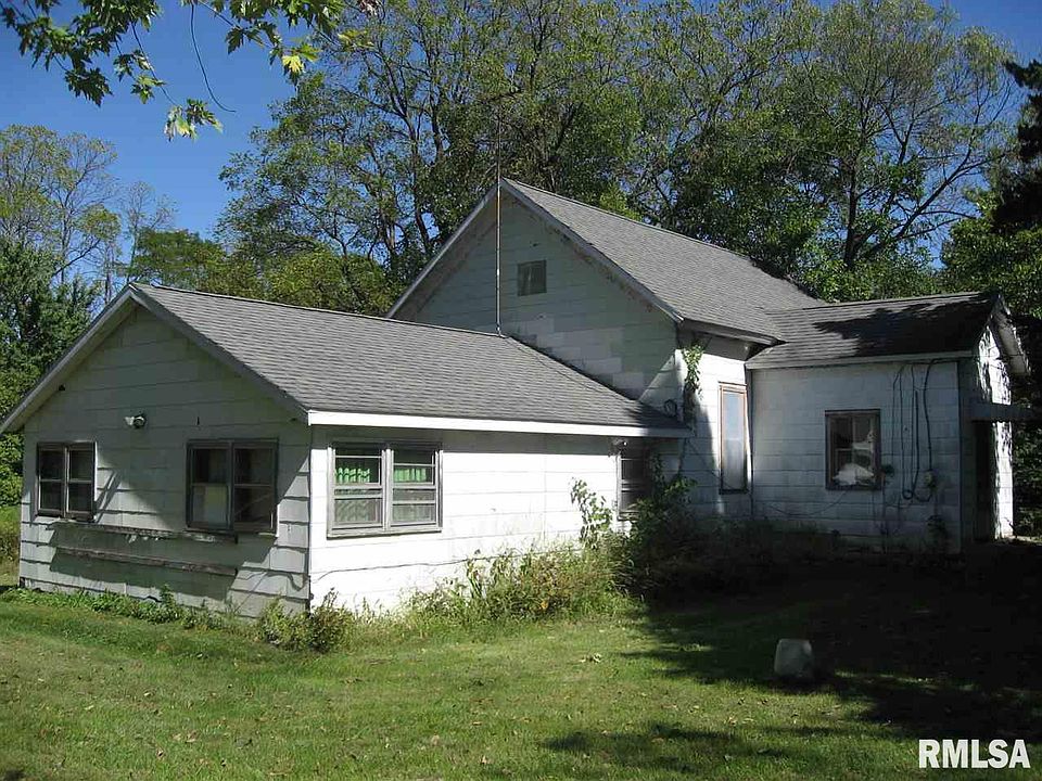 2nd image of 2060 W Adams St