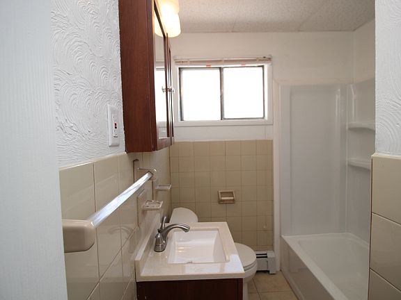 5th image of 11 Lake Ave #3