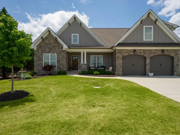 12885 Blakeslee Dr, Soddy Daisy, TN 37379