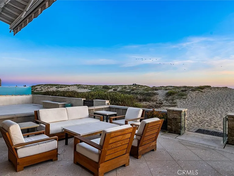 7304 W Oceanfront — Photo 26