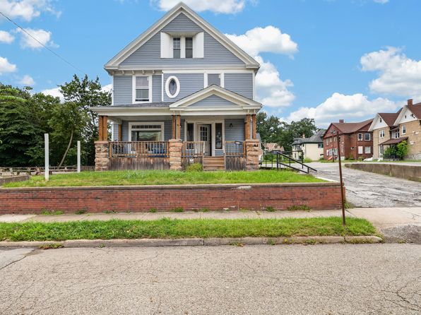 918 Elm St