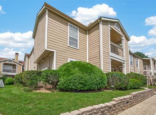 1860 White Oak Dr APT 311, Houston, TX 77009
