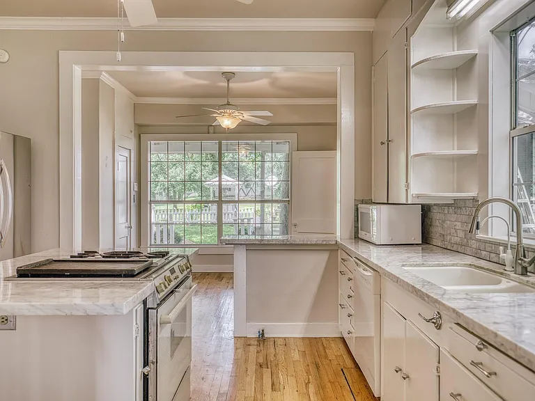 14808 Whitman Rd — Photo 8