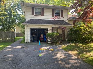 261 Andover Dr, Wayne, NJ 07470