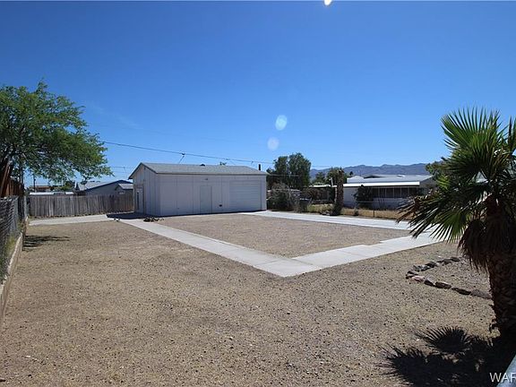 5th image of 484 Swan Dr
