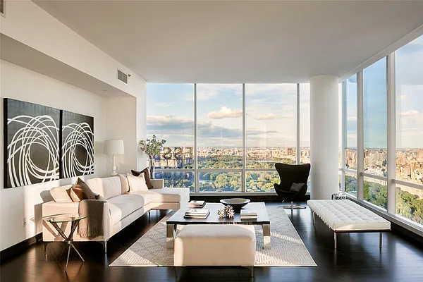 Sold by Engel & Völkers New York Real Estate | media 4