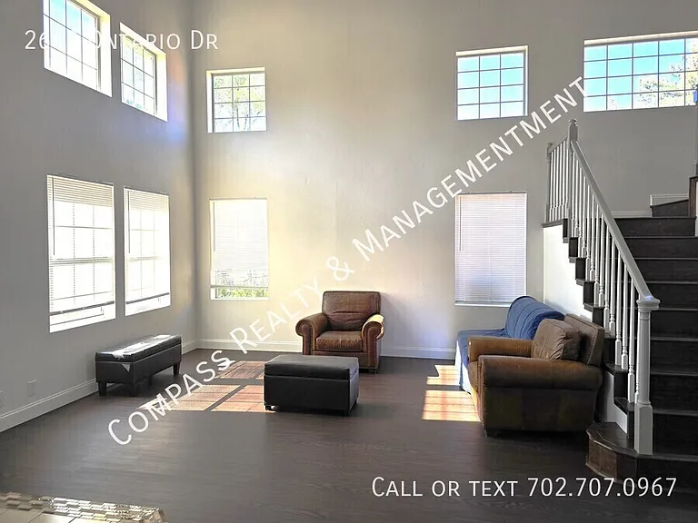 2648 Ontario Dr — Photo 6