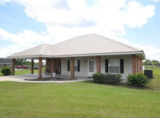 121 Beaverwood Rd, Picayune, MS 39466