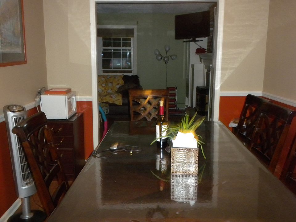 2nd image of 92 Homestead Ln #3