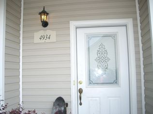4934 Date Palm Dr, North Charleston, SC 29418