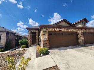 720 Creekside Cir, New Braunfels, TX 78130