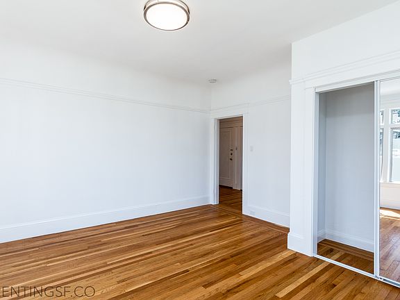 5th image of 2845 Pierce St APT 204