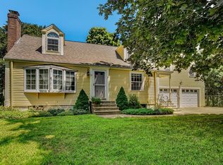 17 Nash Rd, Acton, MA 01720