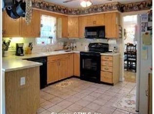 893 Litchfield Rd, Watertown, CT 06795