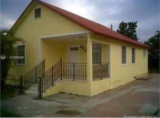 1974 NW 49th St, Miami, FL 33142