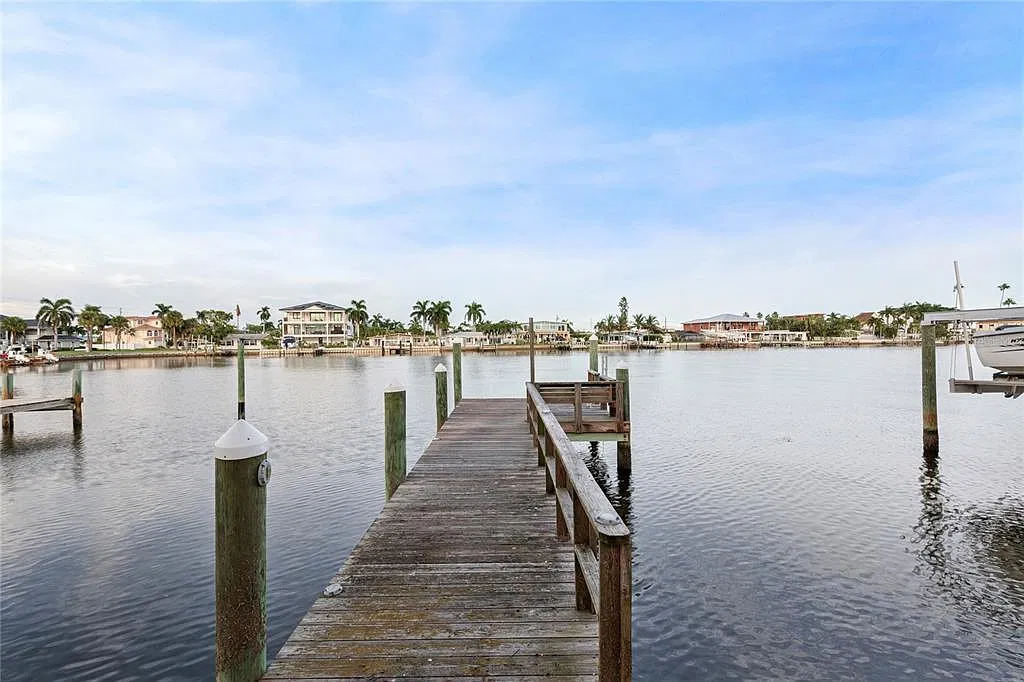 1 bed, 1.0 bath, 850 sqft, $1,900 — Photo 4