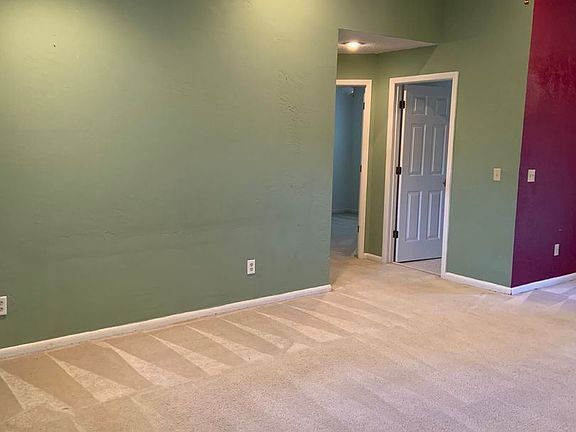3rd image of 1 Willard Pl