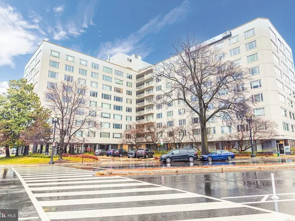 2475 Virginia Avenue Nw #813, Washington, DC 20037