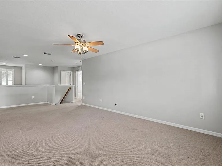301 Fern Gulley Dr — Photo 15