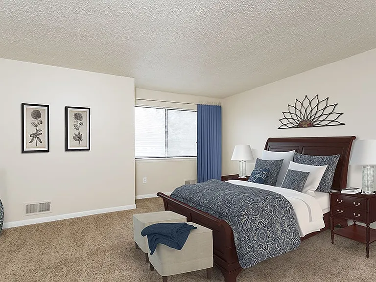 Crossroads Apartment and Townhomes — Photo 10