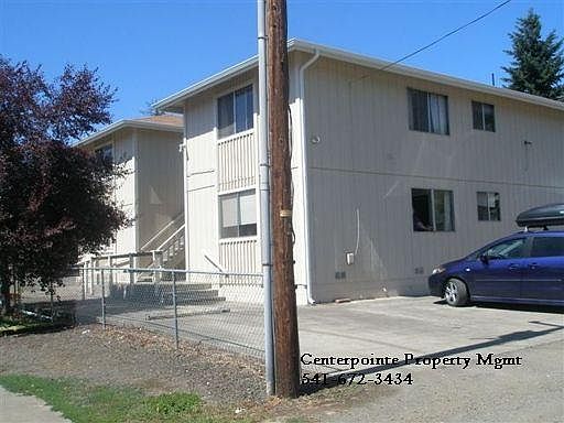 1st image of 651 NE Lincoln St
