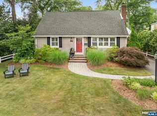 284 Eastside Ave, Ridgewood, NJ 07450