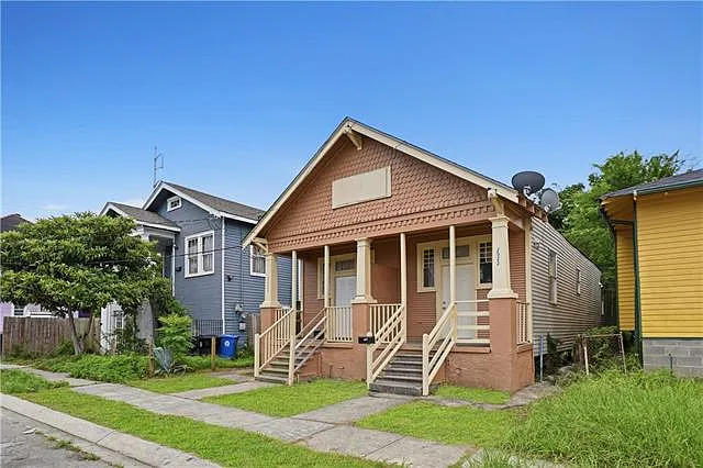 3 bed, 1.0 bath, 1000 sqft, $1,550 — Photo 1