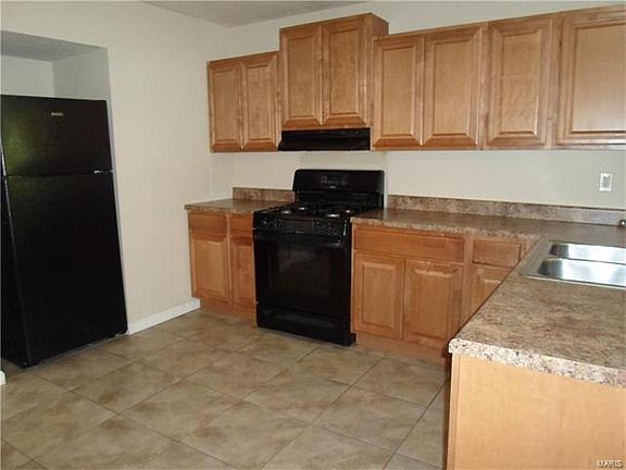 5th image of 12639 Meadowdale Dr