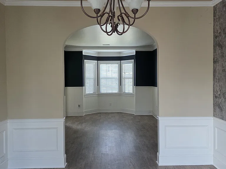 Dining room/living room