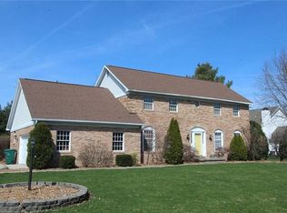 2 Pinehurst Dr, Mattoon, IL 61938