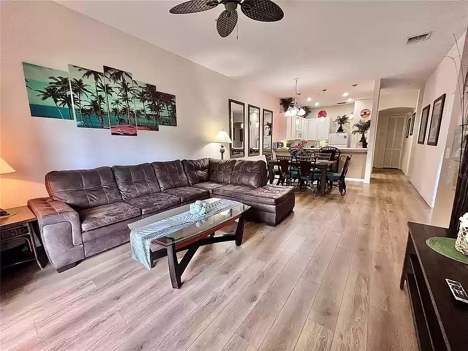 Living Rm.