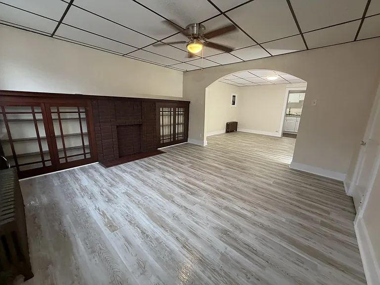 2815 Brownsville Rd #6 — Photo 9
