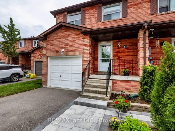 11 Chance Ct, Clarington, ON L1C 4S4
